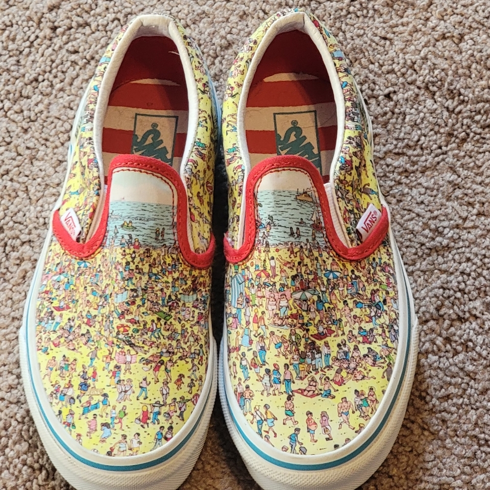 Youth Vans X Where's Waldo classic slide on